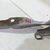 Петля капота левая б/у для Geely MK - 1