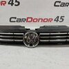 Решетка радиатора б/у для Volkswagen Jetta